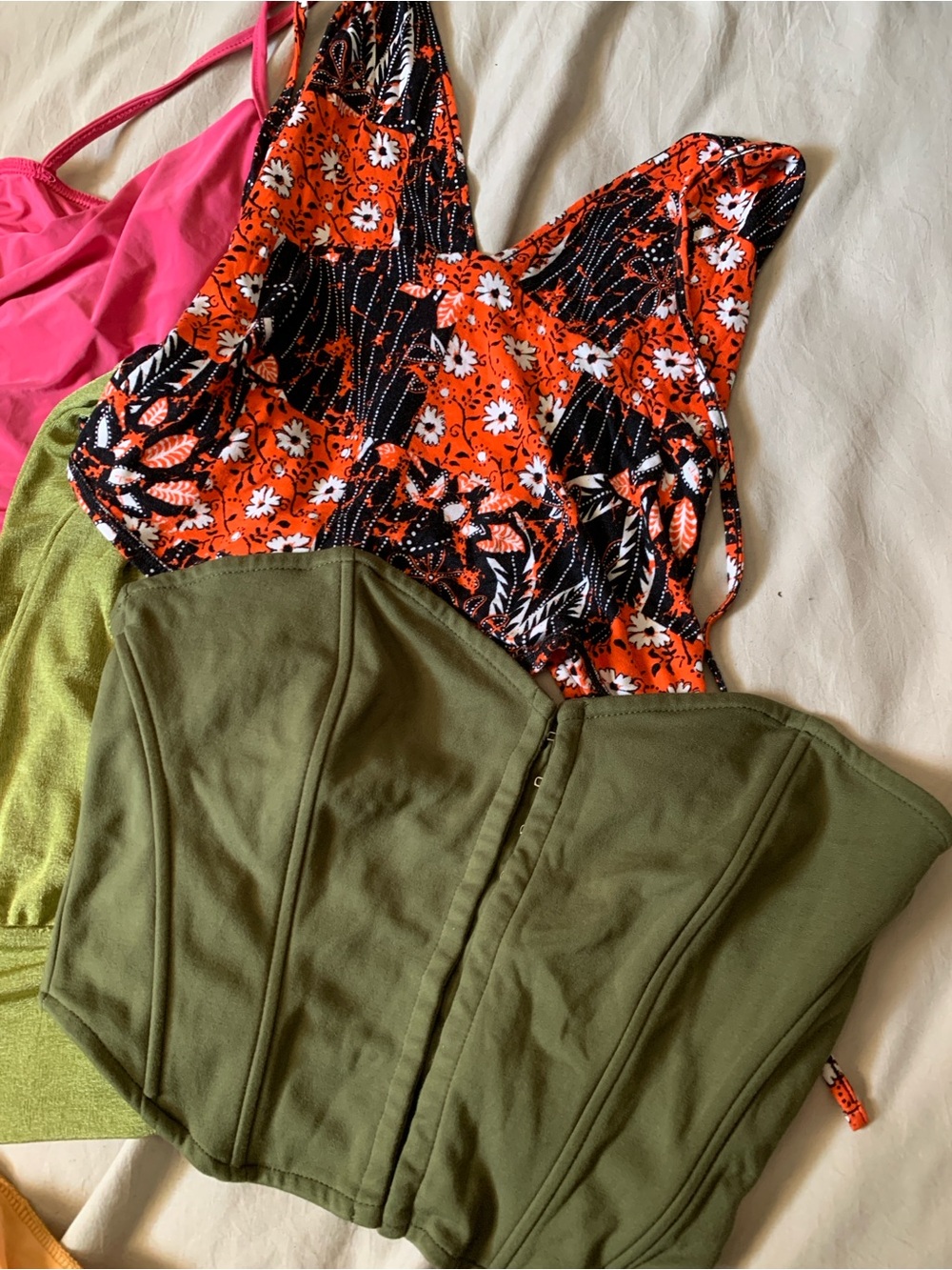 TOP BUNDLE ‼️ - Picture 6 of 9